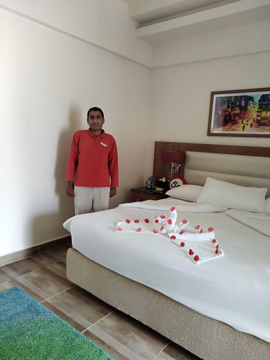 Unser lieber und netter Roomboy Pickalbatros Aqua Park Resort - Sharm El Sheikh