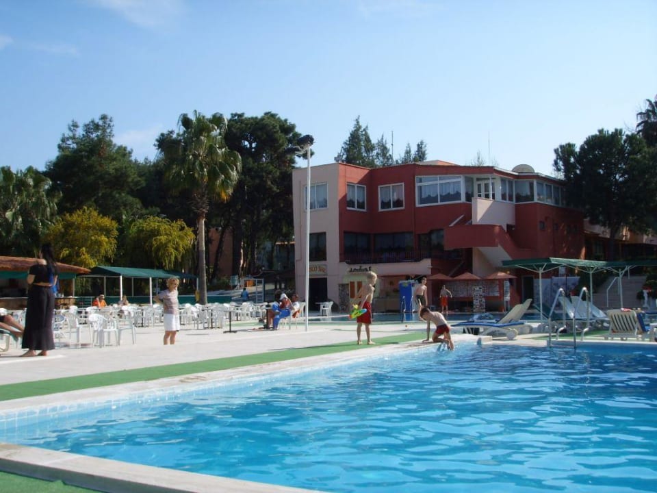 am Pool Club Sidelya Hotel