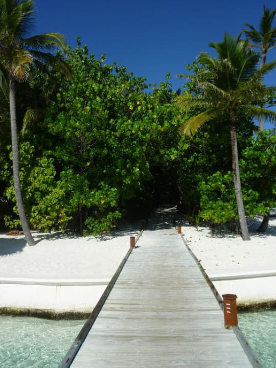 Steg Mirihi Island Resort