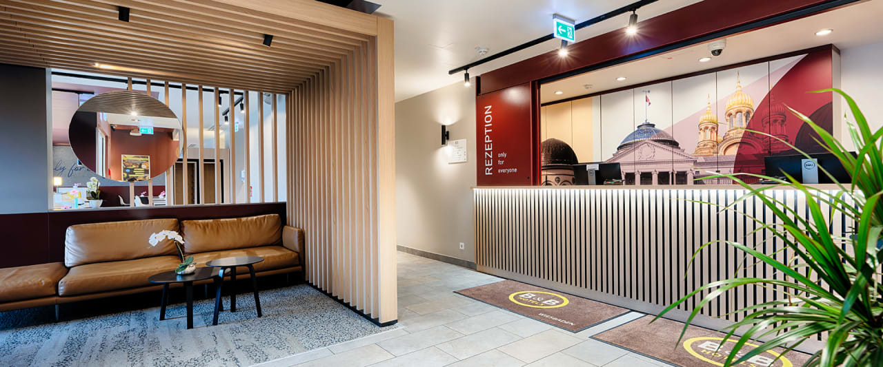 Lobby B&B HOTEL Wiesbaden-Hbf