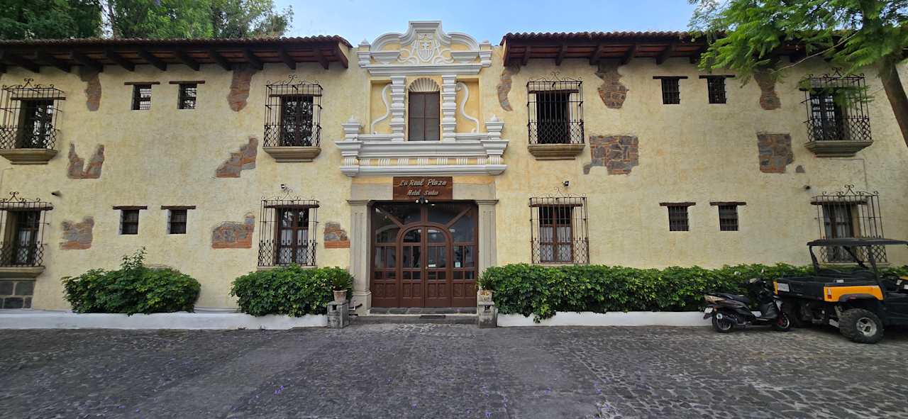 Außenansicht Hotel Real Plaza