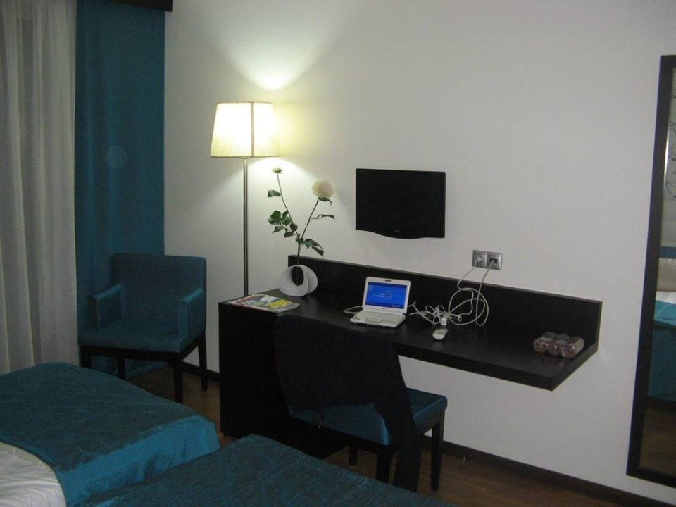 Schreibtisch Hotel Vale Do Navio