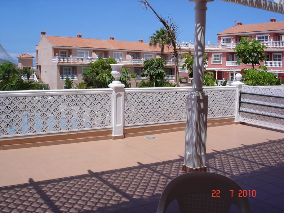 Große Terrasse Hotel El Duque