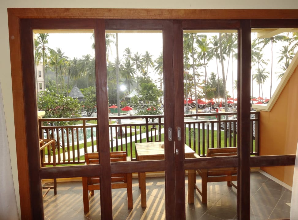 Blick vom Balkon Richtung Meer Dinso Resort & Villas Ko Chang, Vignette Collection by IHG