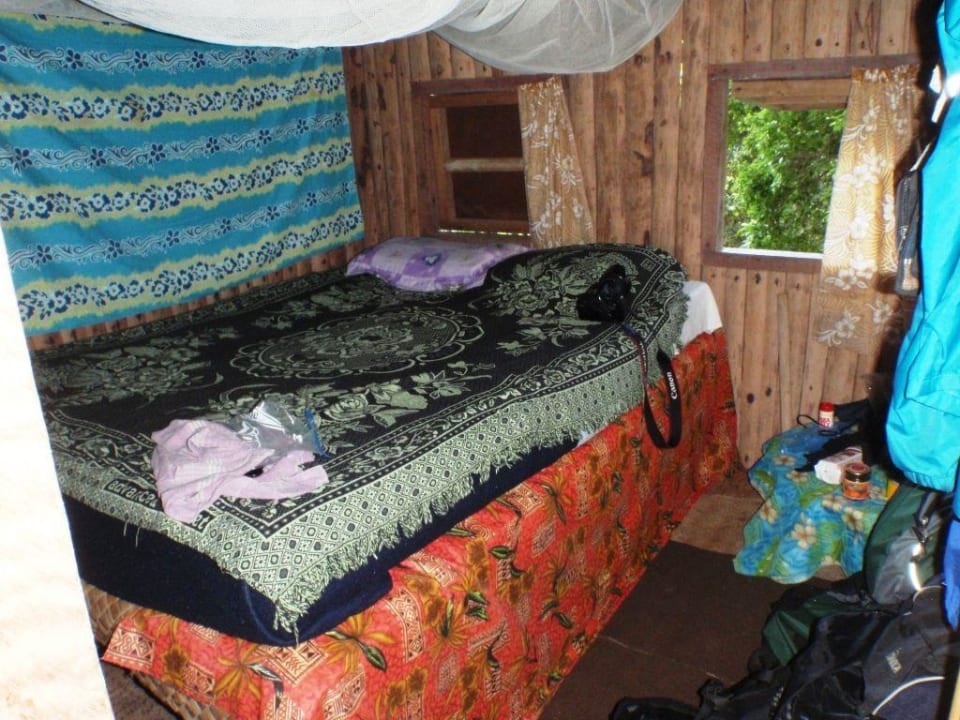 Schlafraum im Baumhaus Shark-Bay Bungalows