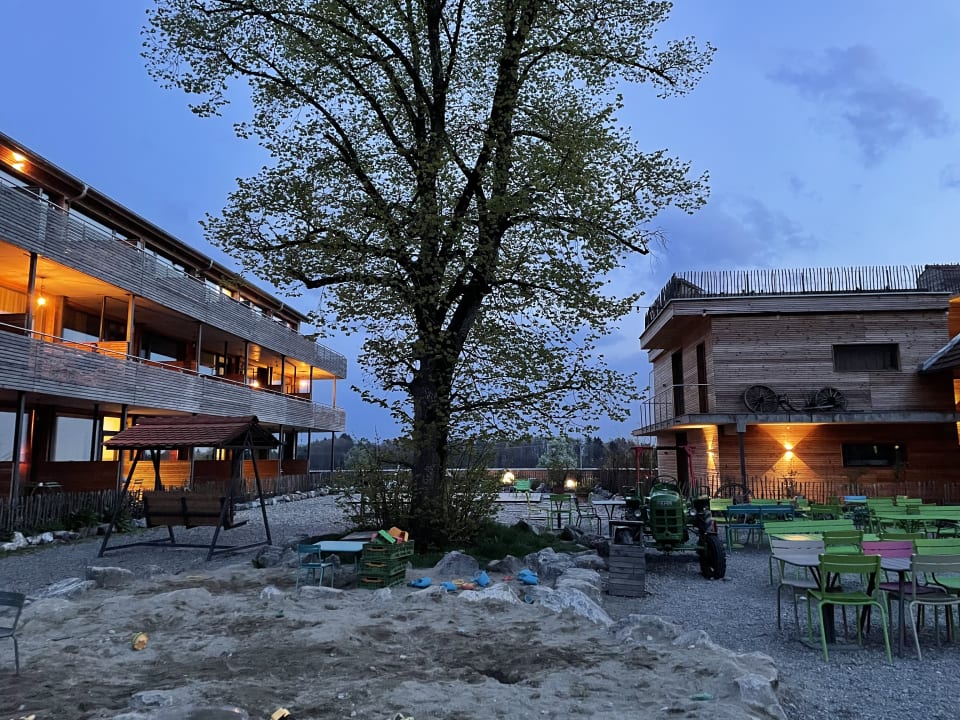 Gartenanlage Gut Hügle Erlebnisbauernhof