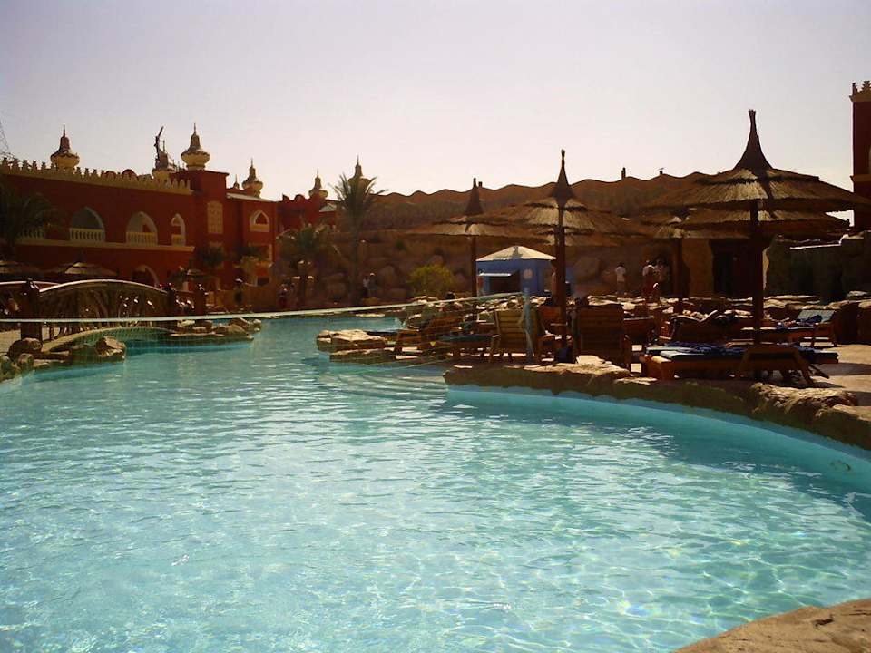 Pool im Hotel Pickalbatros Alf Leila Wa Leila Resort - Neverland Hurghada
