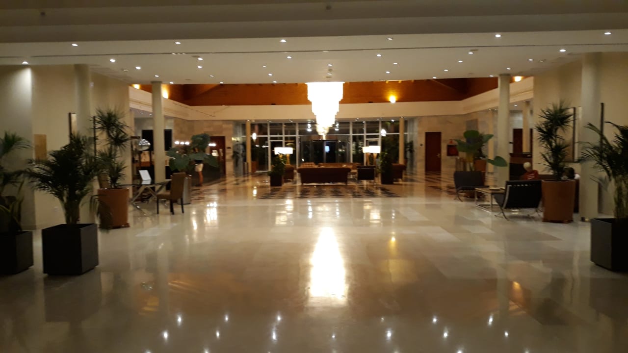 Lobby Valentin Sancti Petri
