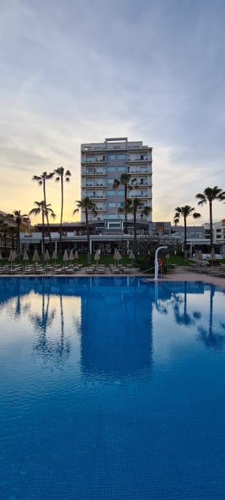 Außenansicht Hotel Riu Nautilus - Adults only