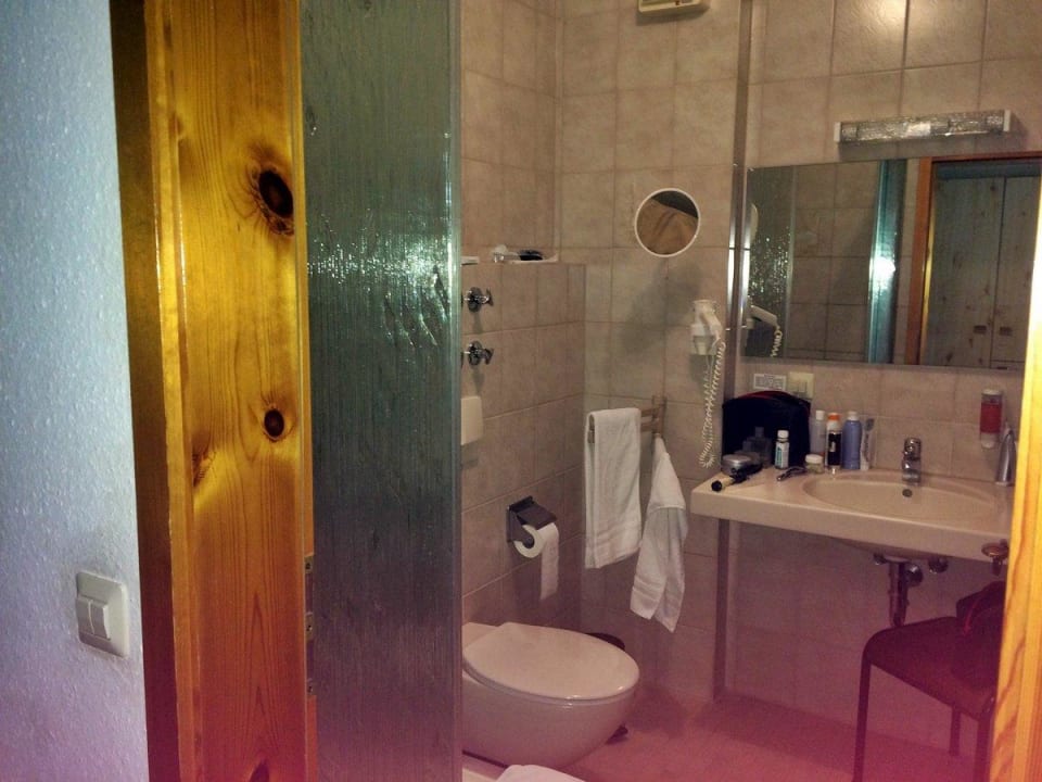 Badezimmer Standard Vital- und Wellnesshotel Albblick