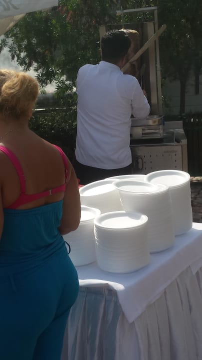 Plastikteller Sherwood Dreams Resort