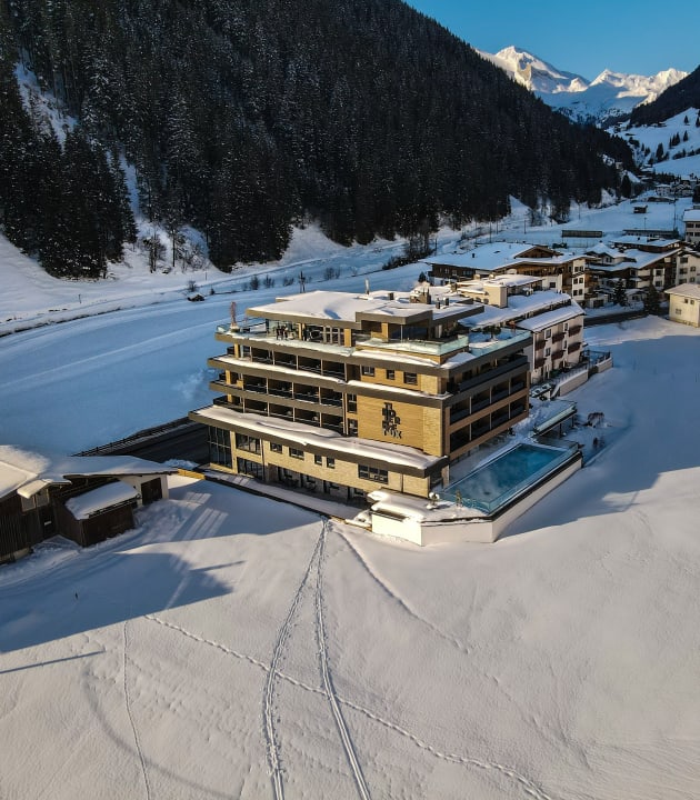 Außenansicht Hotel Tirolerhof