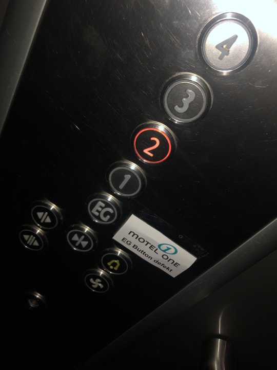 Sonstiges Motel One Hamburg Airport