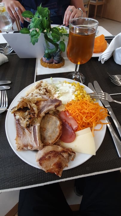 Gastro SBH Monica Beach Resort