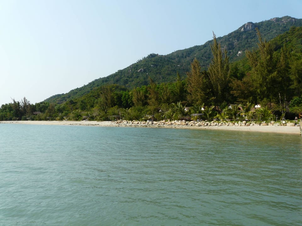 Weißer Sandstrand L'Alya Ninh Van Bay