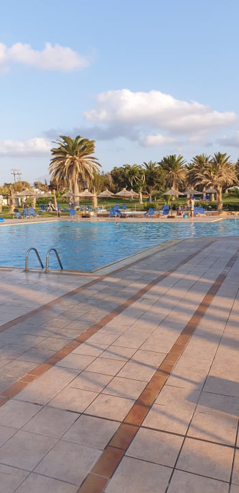 Pool Anissa Beach & Village