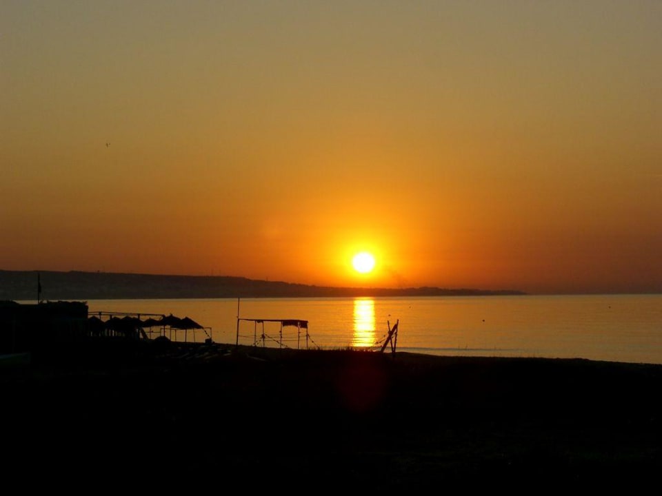 Sonnenaufgang Iberostar Waves Averroes