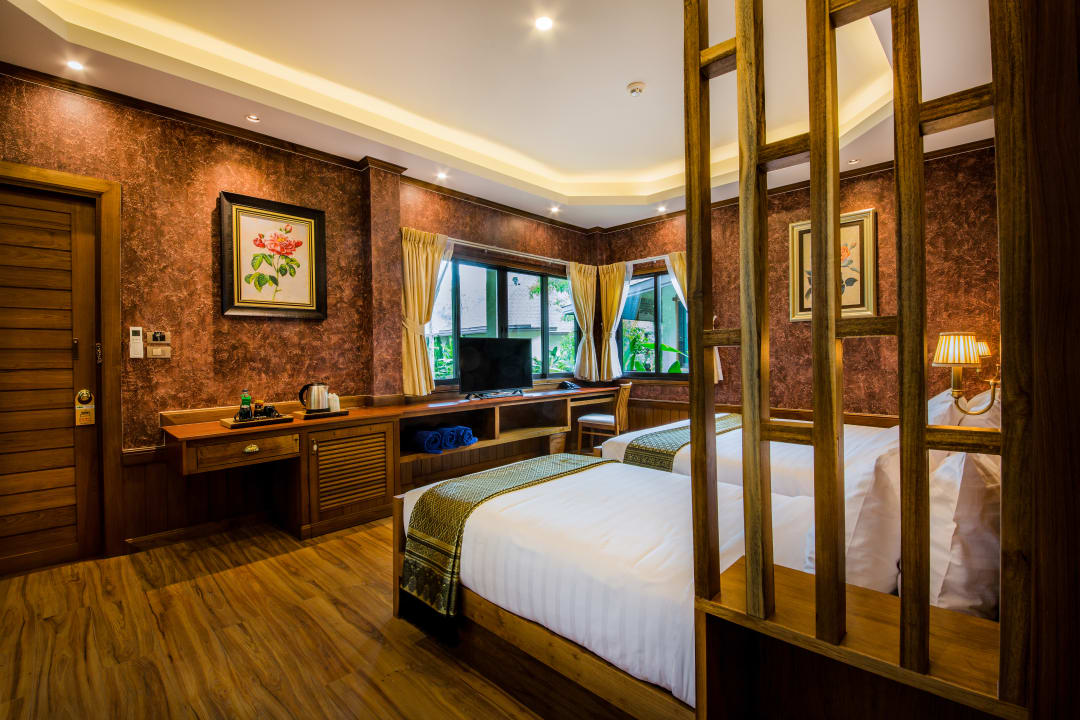 Zimmer Naiyang Park Resort