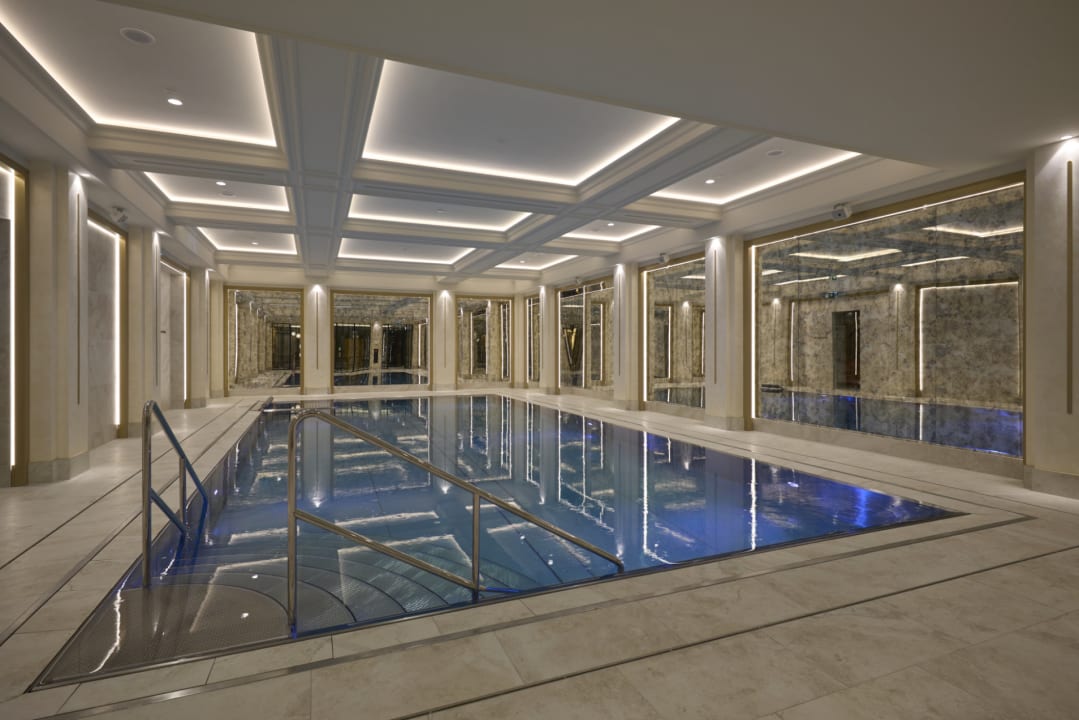 Pool Hotel Saski Krakow, Curio Collection by Hilton