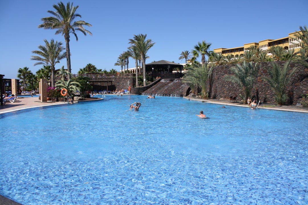 Mittlerer Pool mit Wasserfall Occidental Jandía Playa