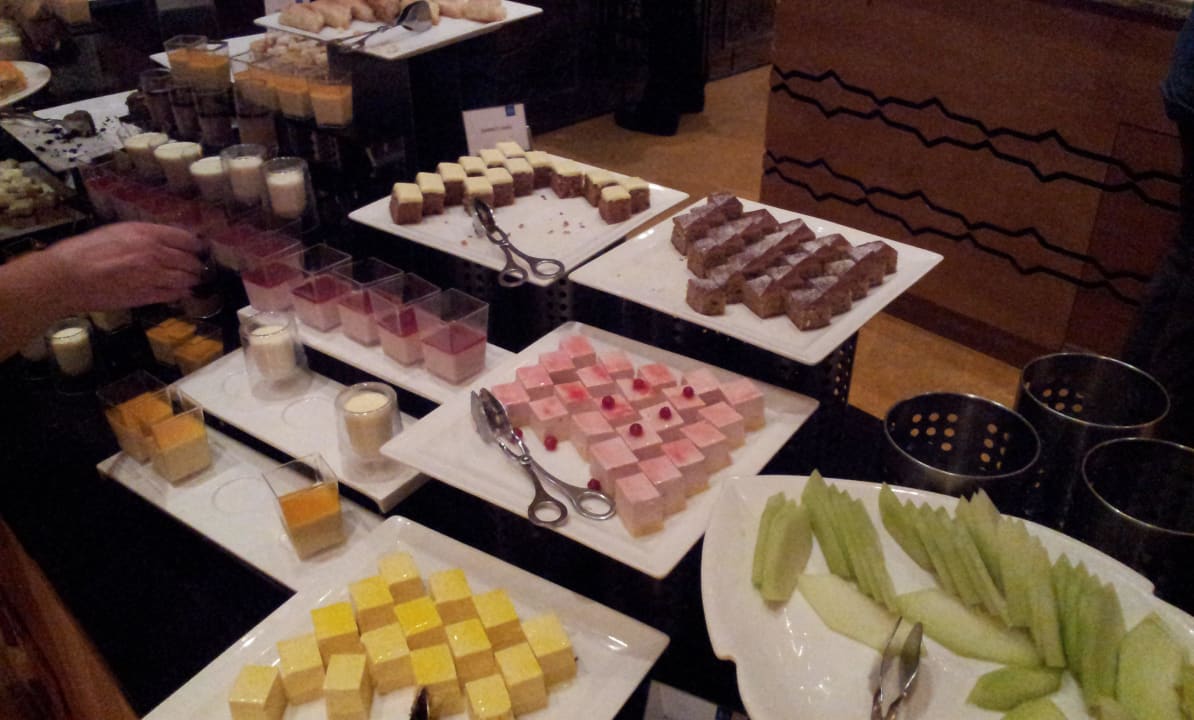 Desserts The Cove Rotana Resort