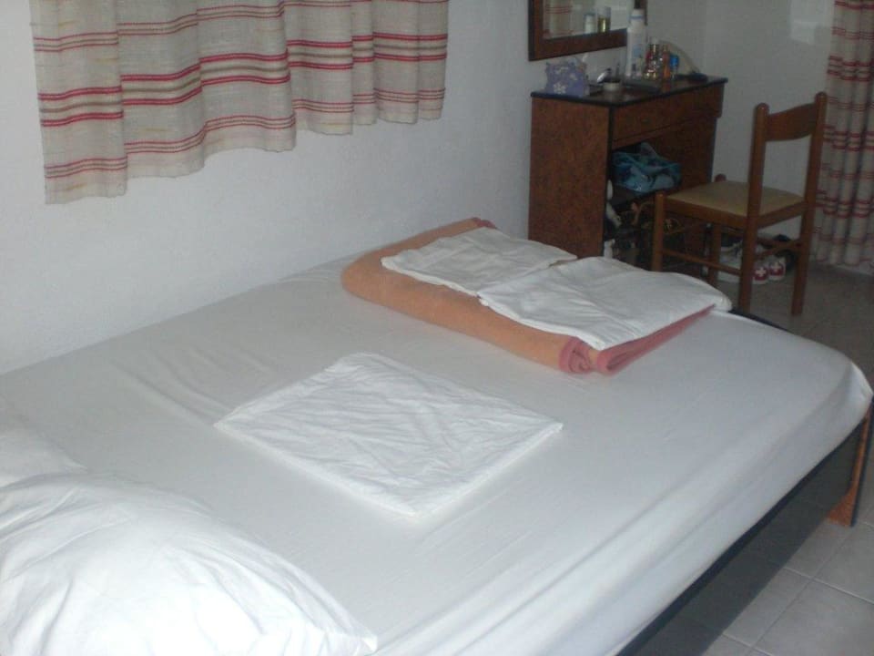 Bett Margarita Sea Side Hotel