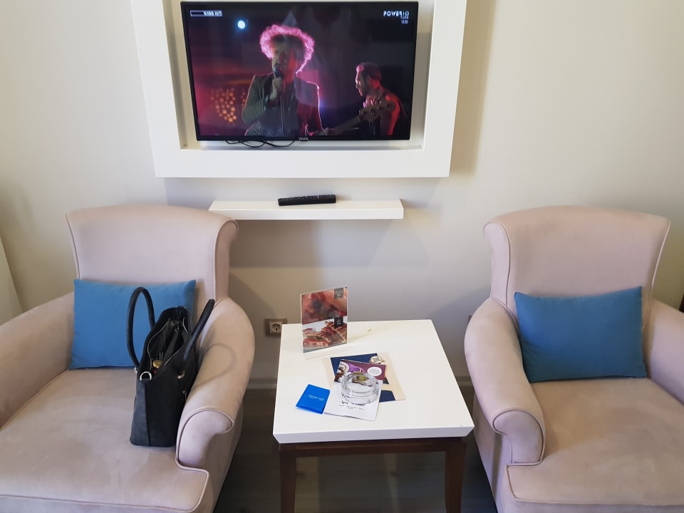 Zimmer Forum Suite Otel