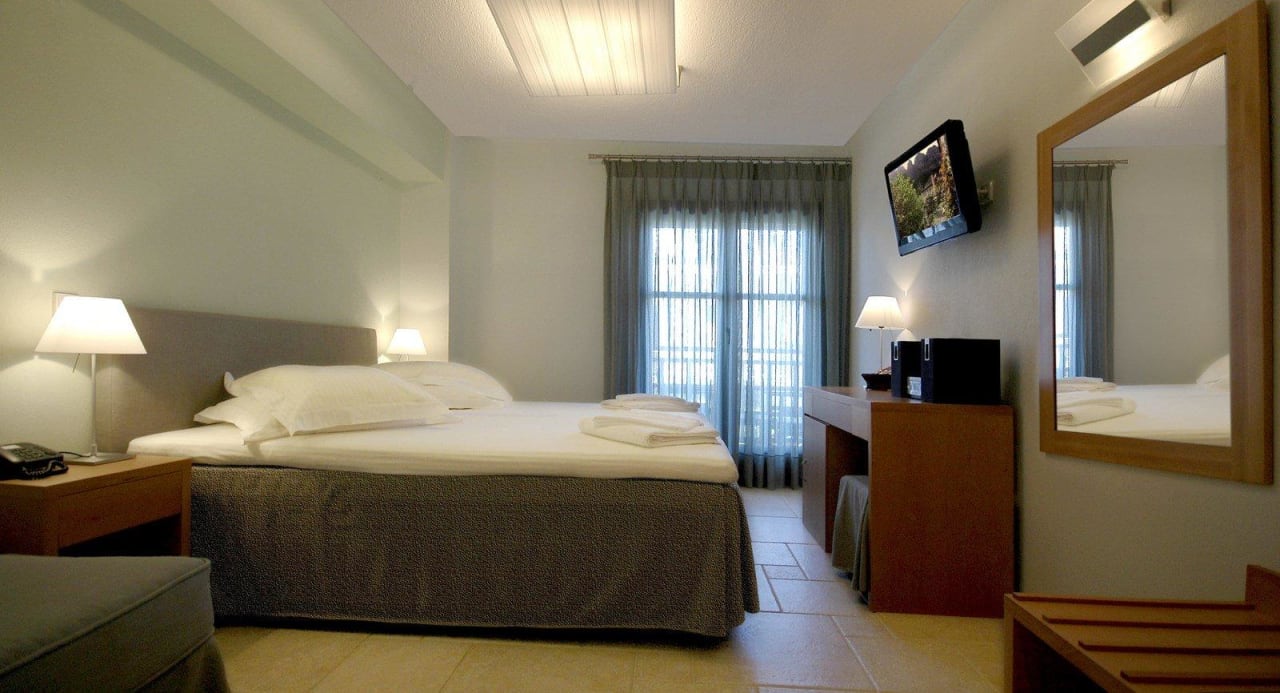 HelianthuS RooM Iasmos Guesthouse Helianthus