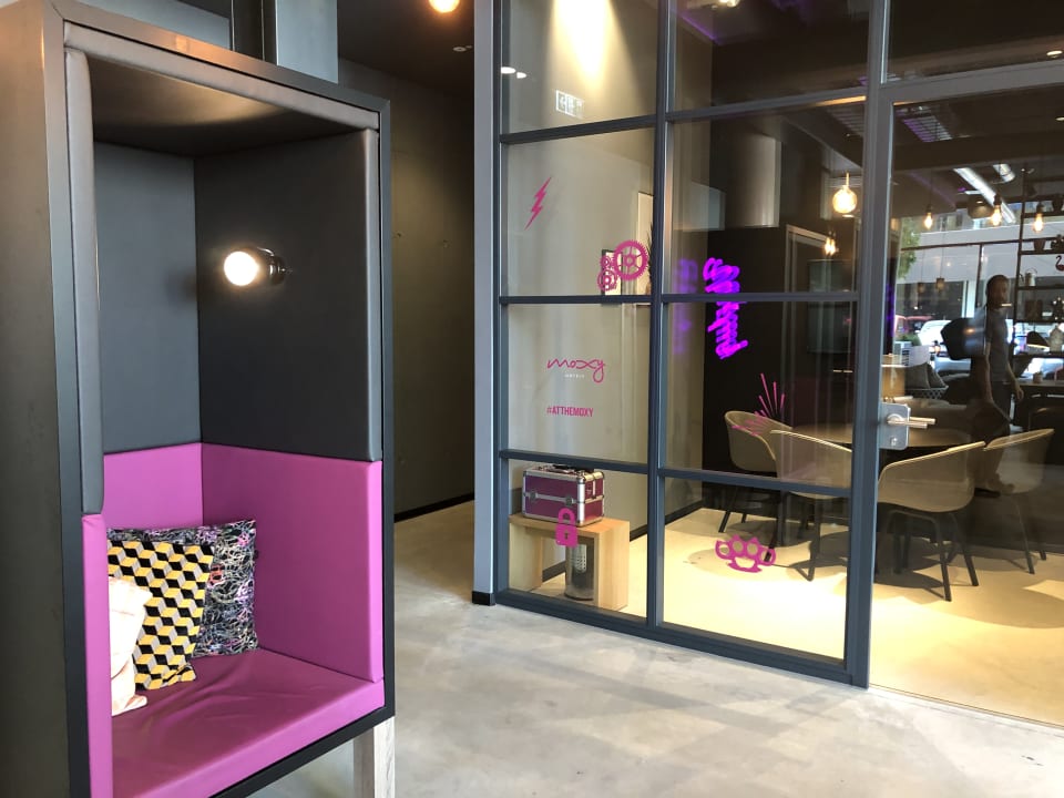 Lobby MOXY Frankfurt East