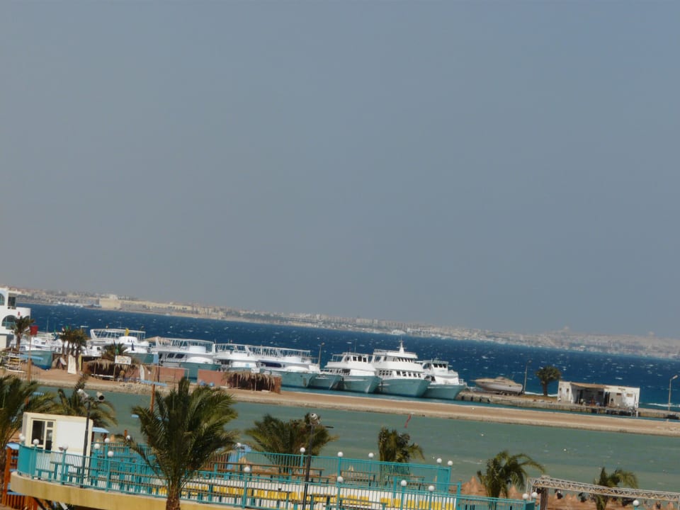 Der Hafen   Titanic Beach Spa & Aqua Park
