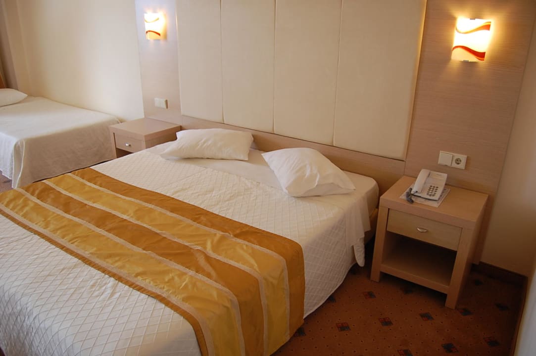 Łóżko Kresten Palace Hotel