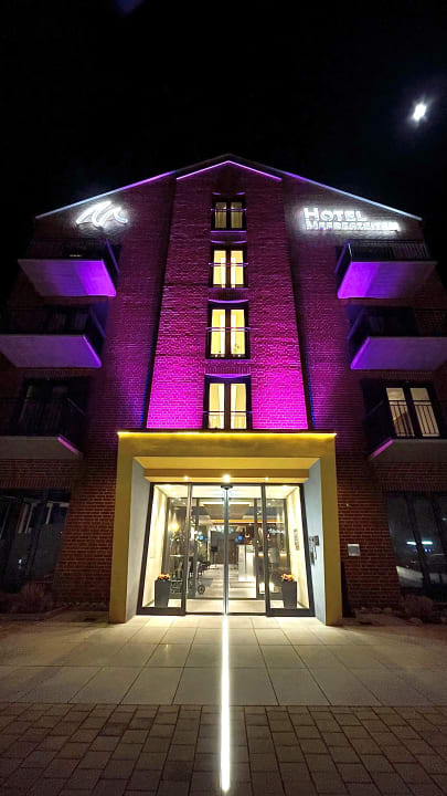 Außenansicht Hafenhotel Meereszeiten