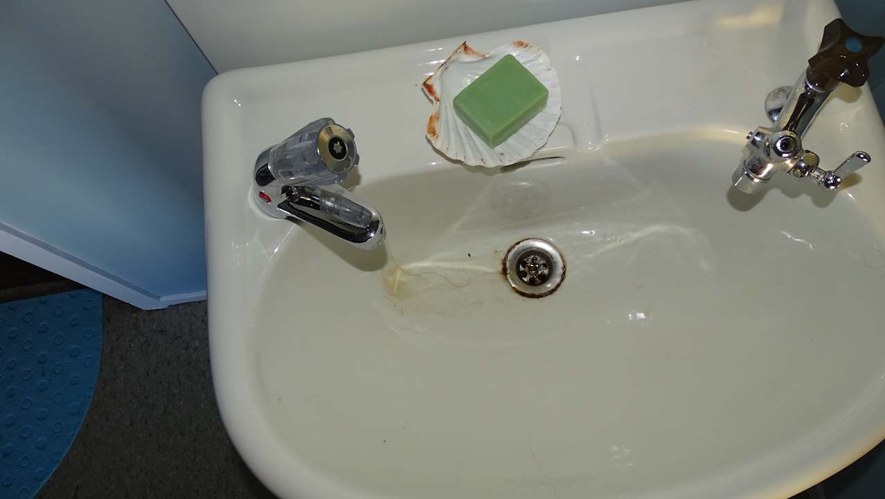 Zimmer Gårdshytten, Dverbergveien 143