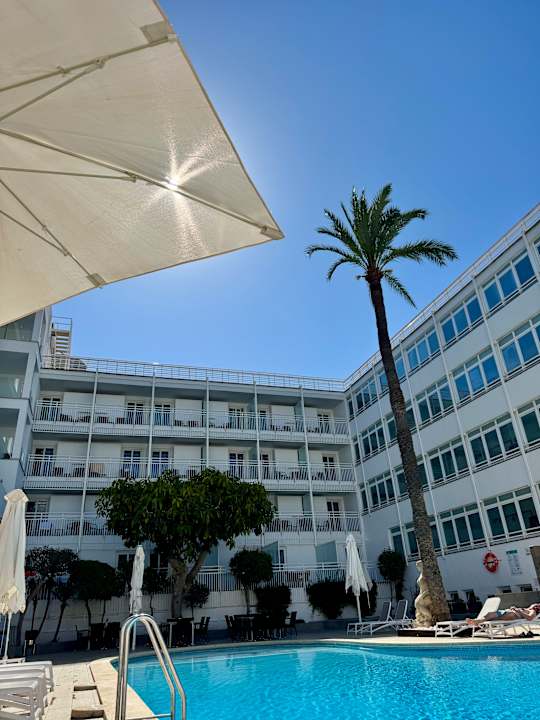 Pool Hotel Hispania