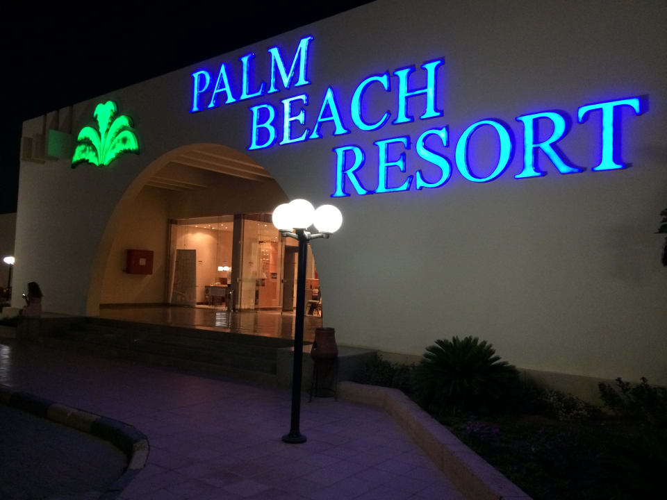 Eingang Palm Beach Resort