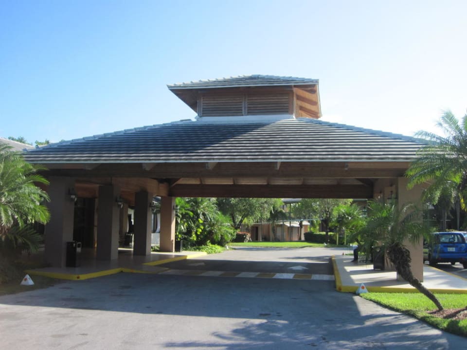 Eingang Viva Fortuna Beach by Wyndham - All Inclusive Resort