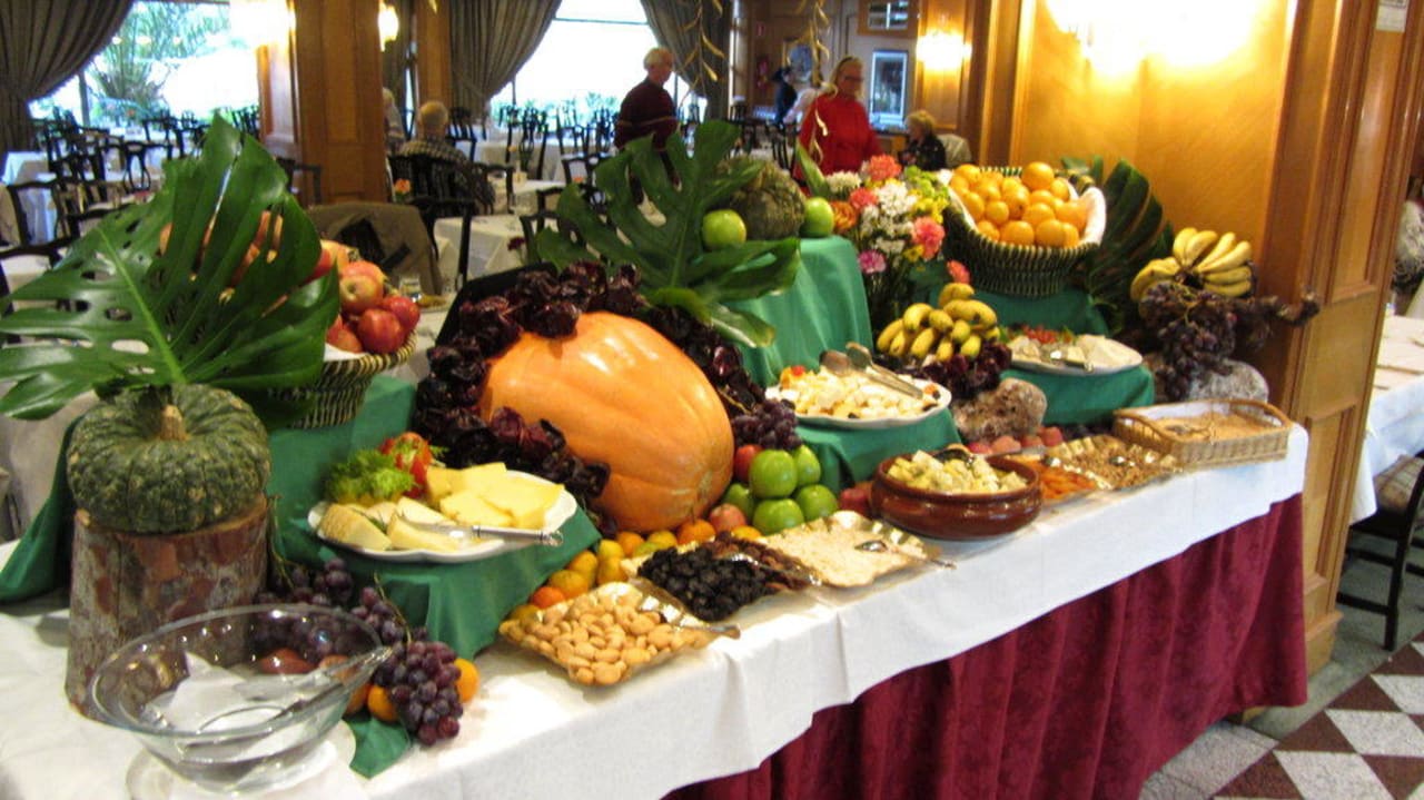 Deko am Büffet Hotel Riu Bravo