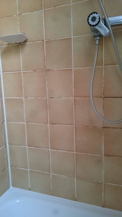 Schimmel in der Dusche Hotel Landhaus Messmer