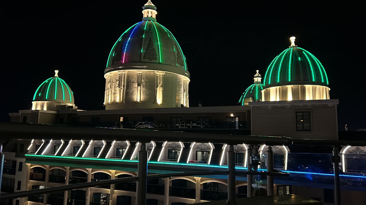 Außenansicht Saturn Palace Resort Hotel