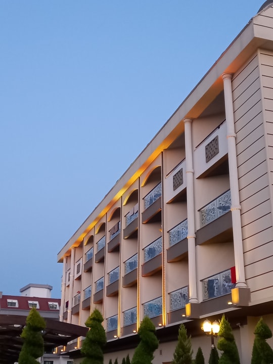 Außenansicht Mary Hotel Side