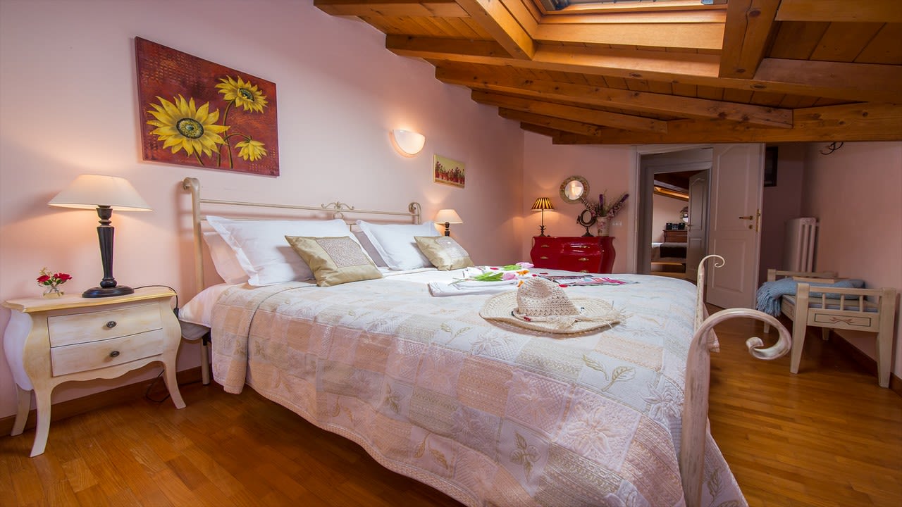 Zimmer Della Romantica