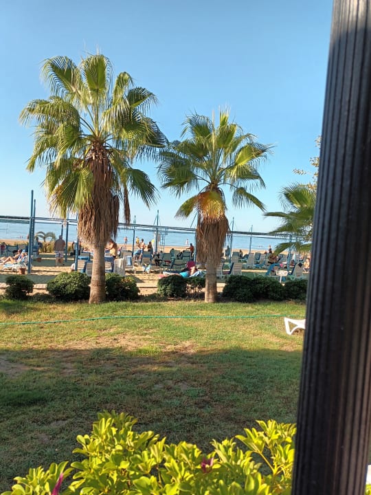 Ausblick Iz Flower Side Beach Hotel