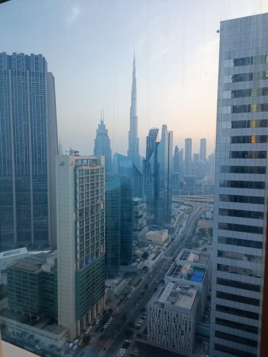 Zimmer Rose Rayhaan by Rotana