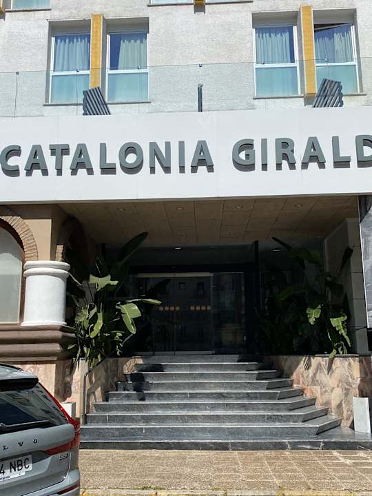 Außenansicht Hotel Catalonia Giralda