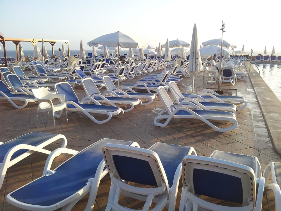 Pool Iberostar Waves Bouganville Playa