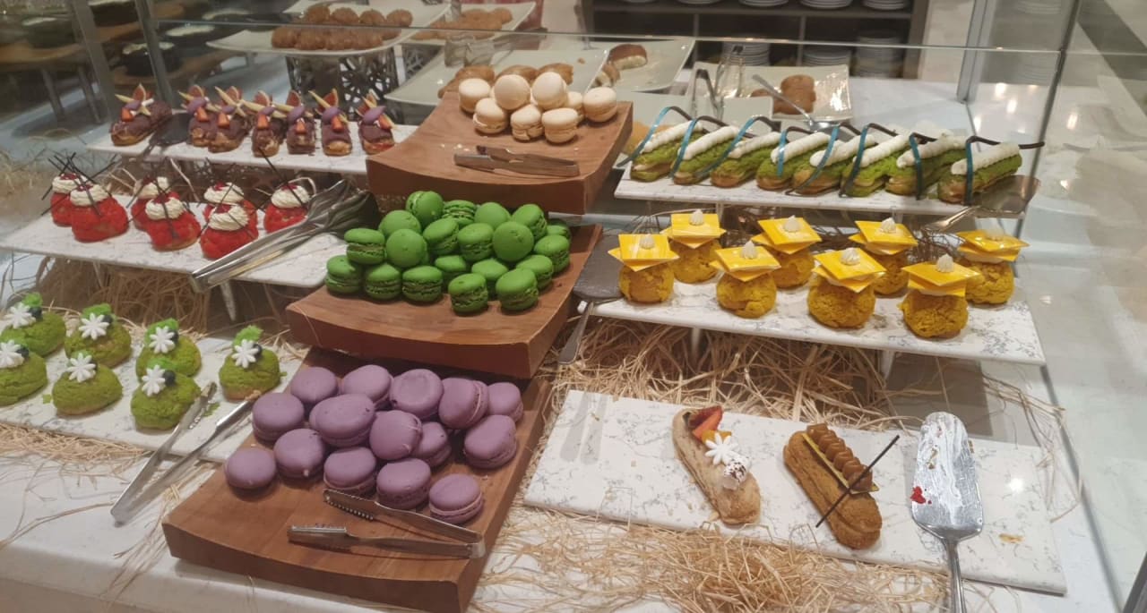 Gastro Acanthus Cennet Barut Collection