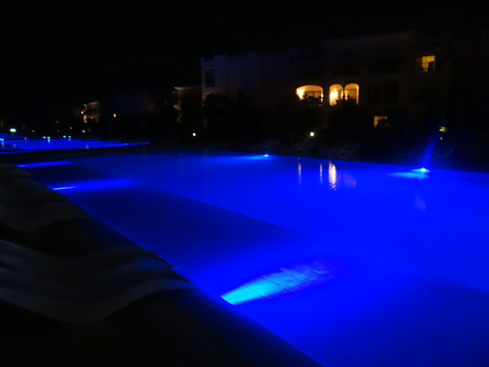 Piękne podświetlenie JAZ Aquamarine Resort