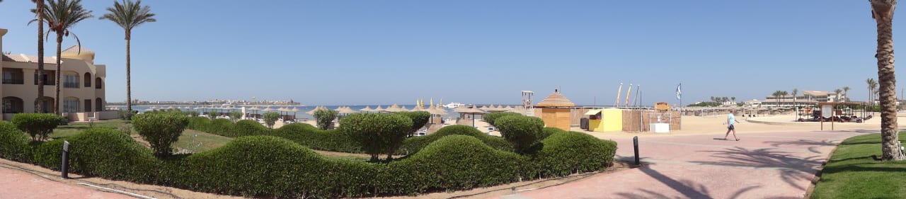 Sehr gepflegte Gartenanlage Cleopatra Luxury Resort Makadi Bay