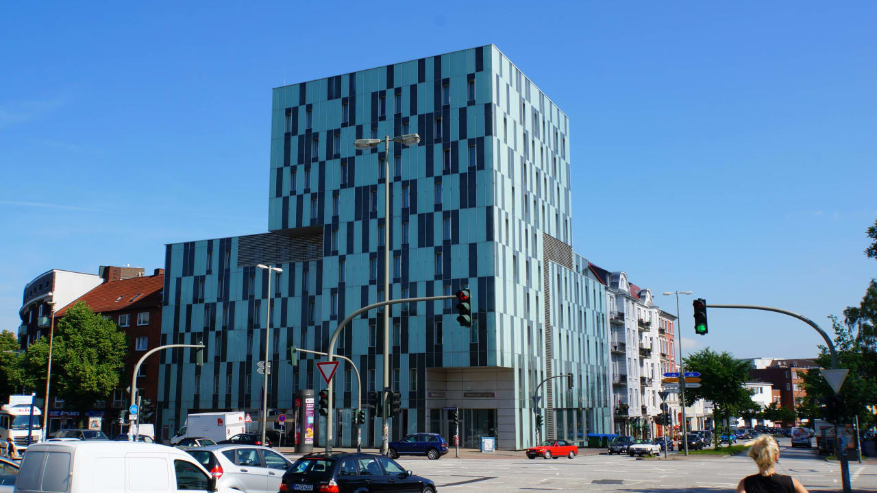 Hotel von vorne Mercure Hotel Hamburg Mitte