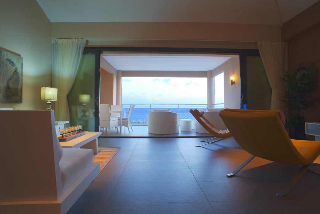 Royal Sea View Apartment The Beach House